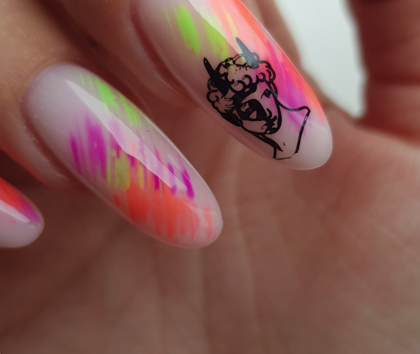 Profesionalni dizajn noktiju